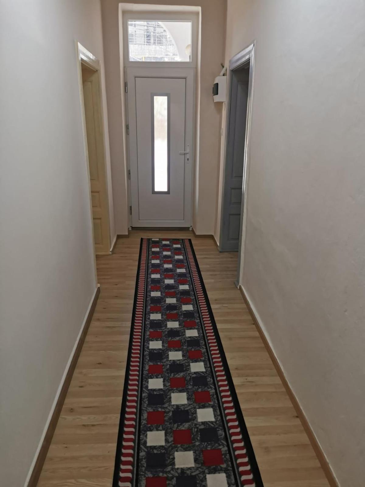 Gm Tirana Hostel ภายนอก รูปภาพ