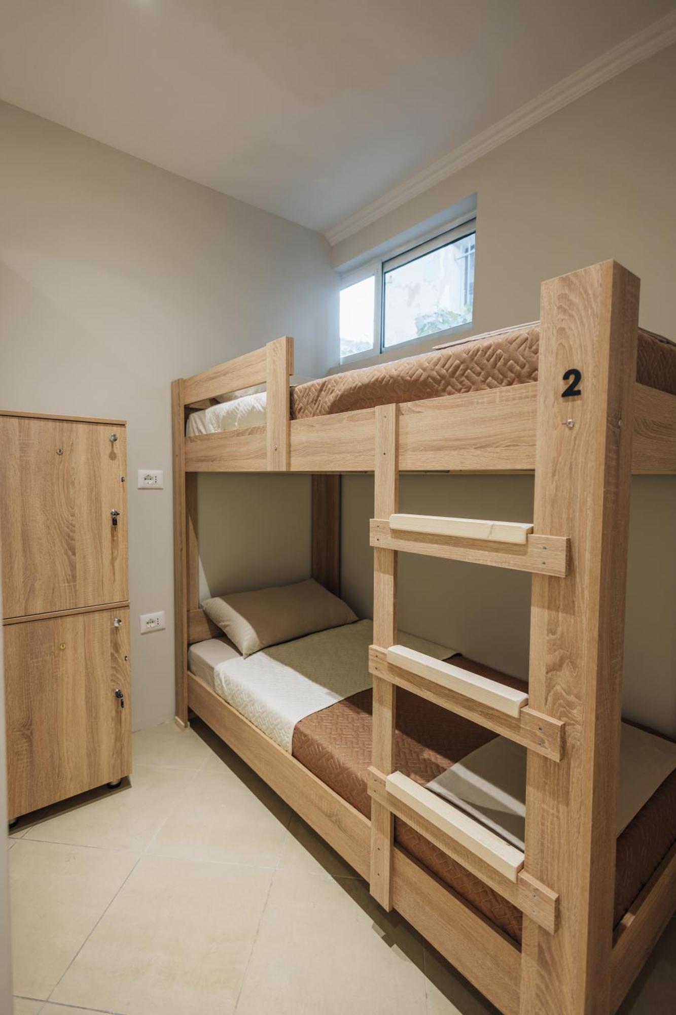 Gm Tirana Hostel ภายนอก รูปภาพ