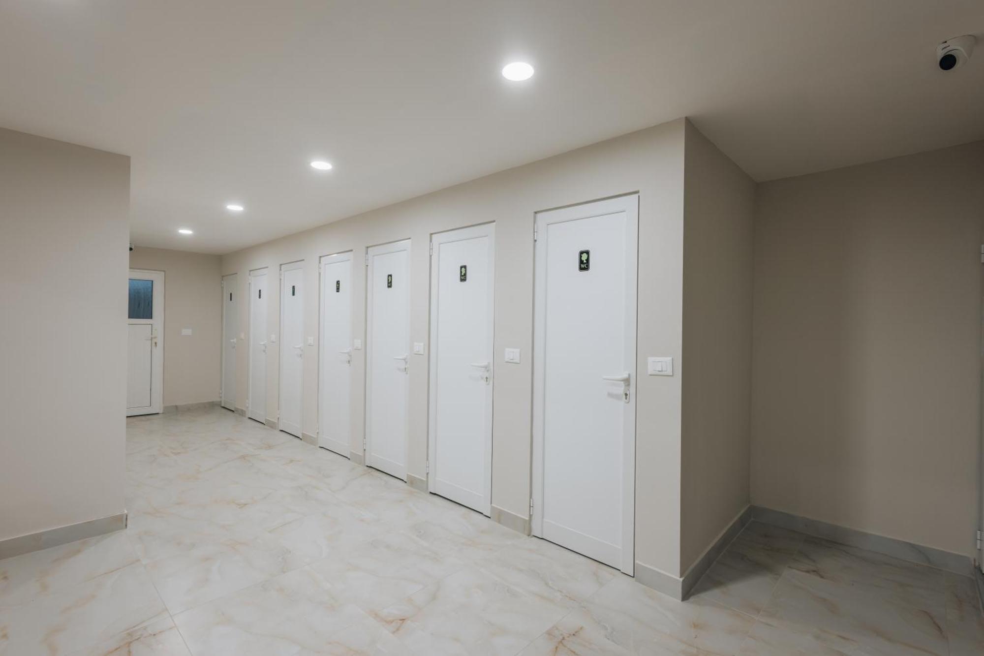 Gm Tirana Hostel ภายนอก รูปภาพ